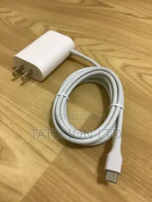 Google Pixel- 30W USB-C Charger - Clearly White