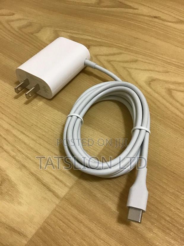 Google Pixel- 30W USB-C Charger - Clearly White - thumbnail 2