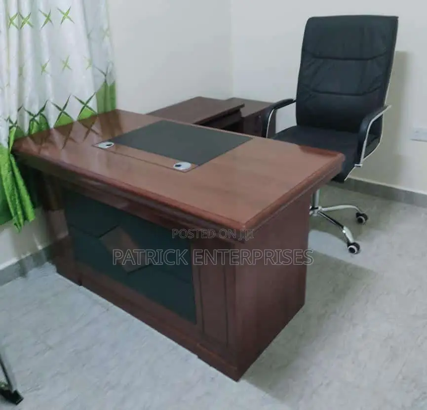 Executive Imported Mahogany Office Desk 1.6 MTRS