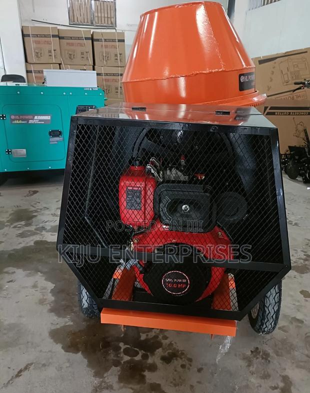 Concrete Mixer With Diesel Engine - thumbnail 2