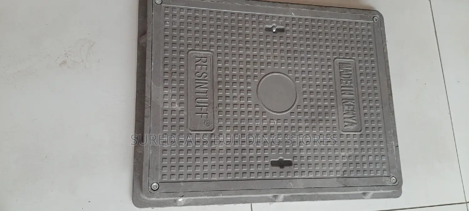 Reinforced Fibre Lockable Manhole Cover
