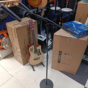 6 Microphone Holders Plus Stand