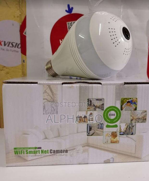 V380 Bulb Light Wireless Panoramic IP Camera - main view