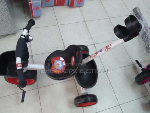 Trycyle Bike for Kids With Push Handle - main view