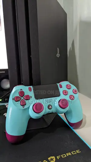 Ps4 Pro, Chipped,21 Games