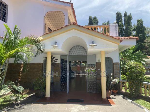 5bdrm Maisonette in Nyali for rent - thumbnail 17