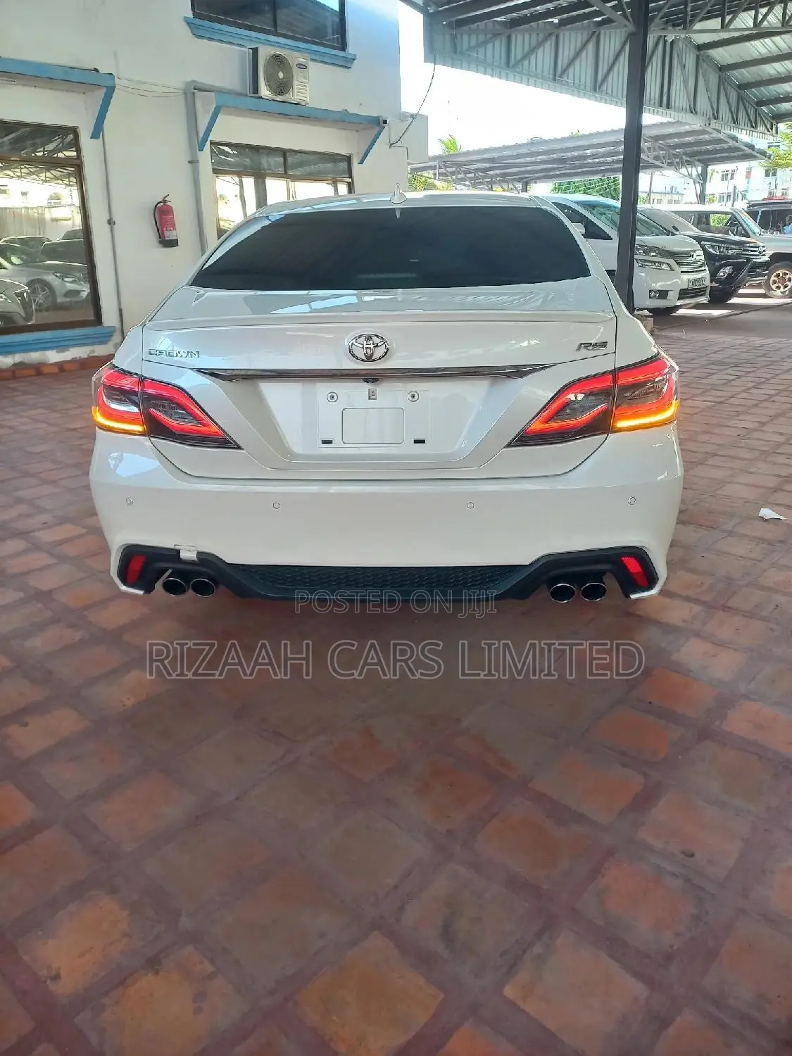 Toyota Crown 2019 White