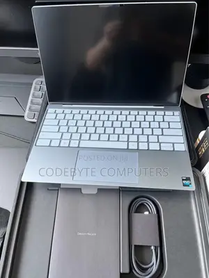 New Laptop Dell XPS 13 16GB Intel Core I7 SSD 512GB