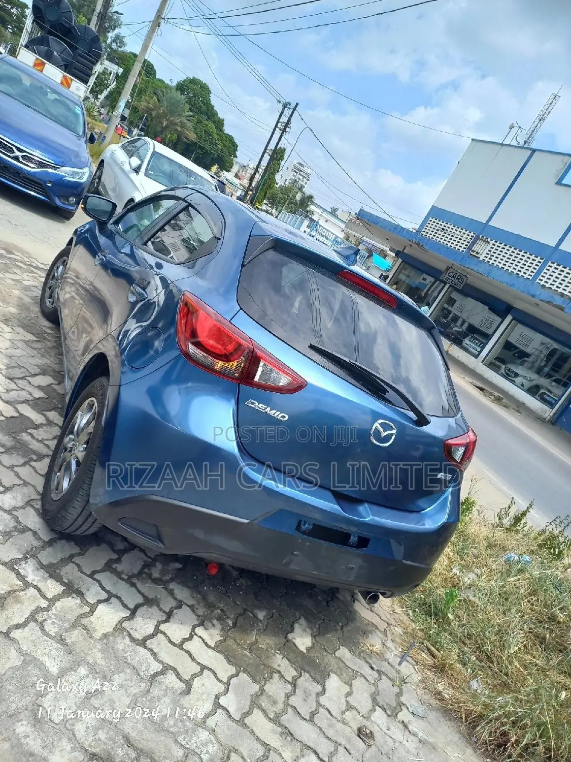 Mazda Demio 2017 Blue