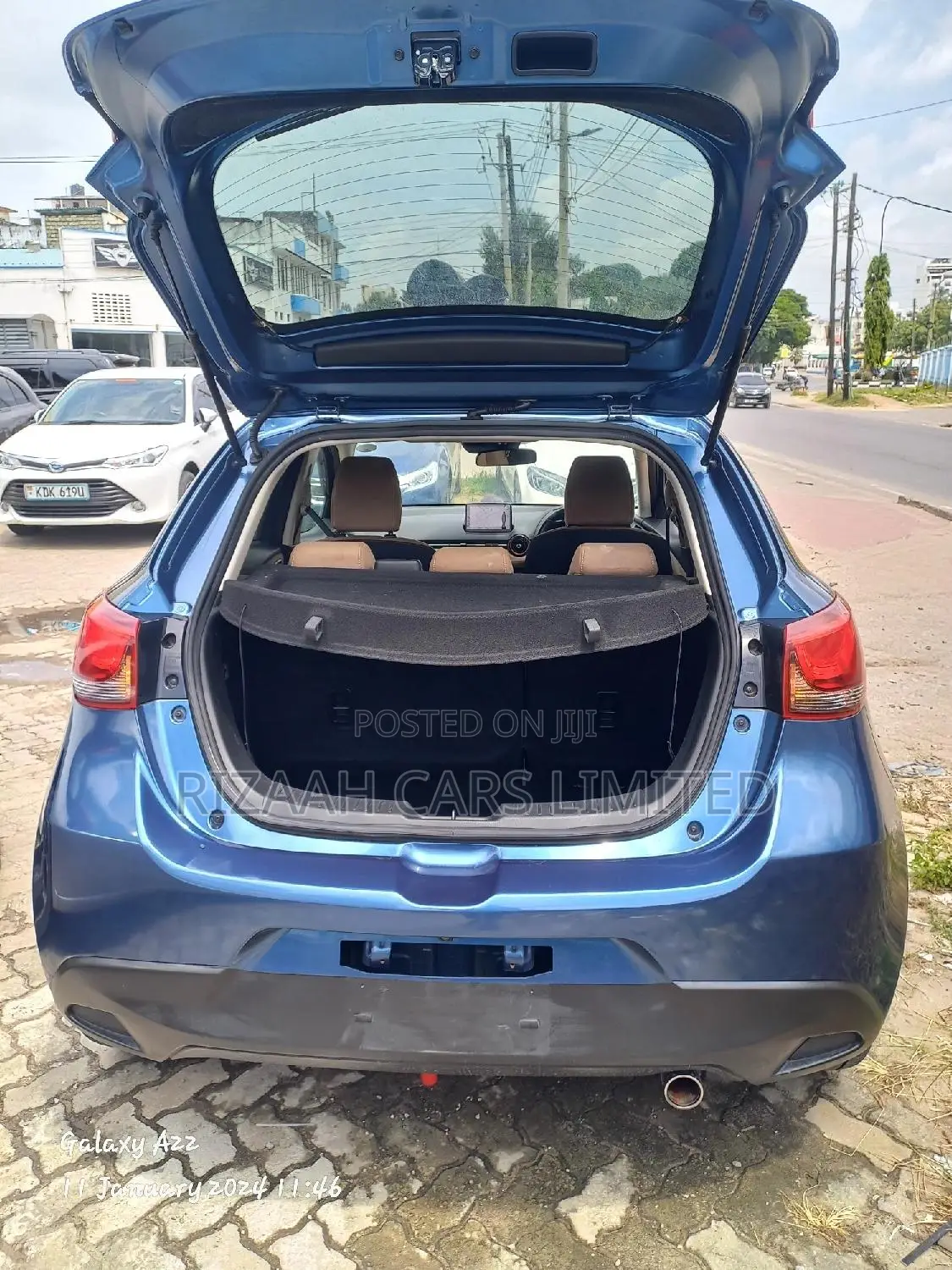 Mazda Demio 2017 Blue