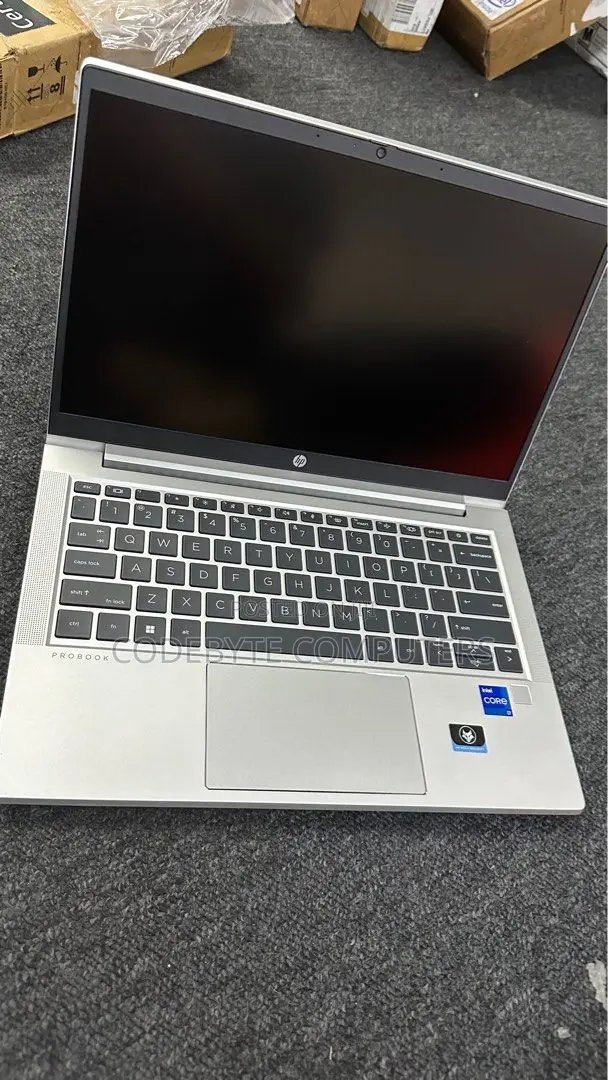 New Laptop HP ProBook 430 G8 8GB Intel Core I7 SSD 512GB