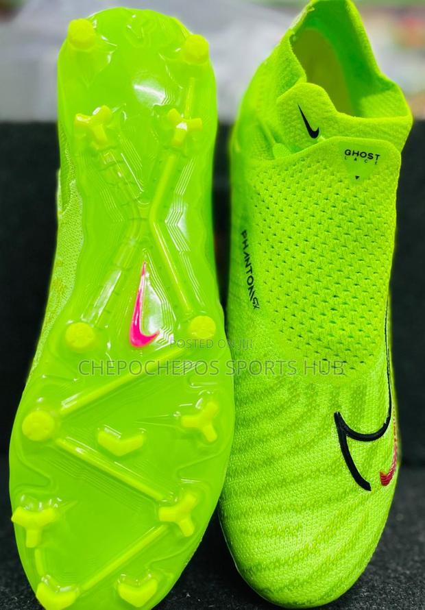 Quality Imported Nike Football Boots - thumbnail 2