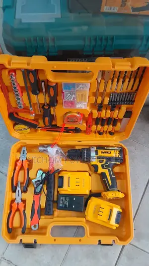 Powerful Dewalt Cordless Drill Set /Toolset 36v
