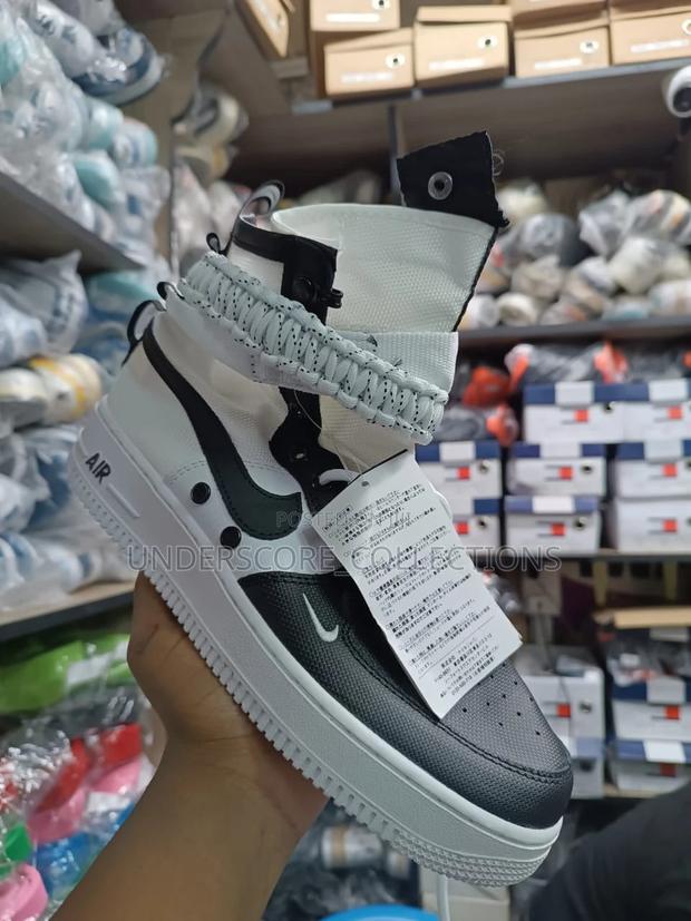 Utility Nike Boots
Quality Safi - thumbnail 2