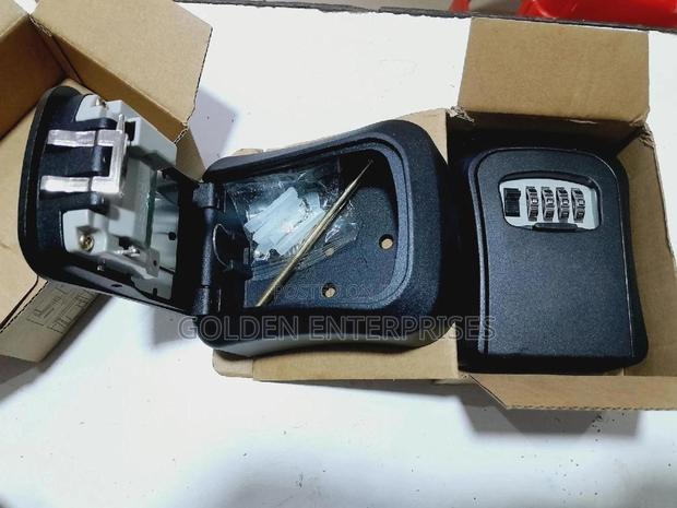 Full Metallic Weatherproof Wall-mount Key Lock Box - main view