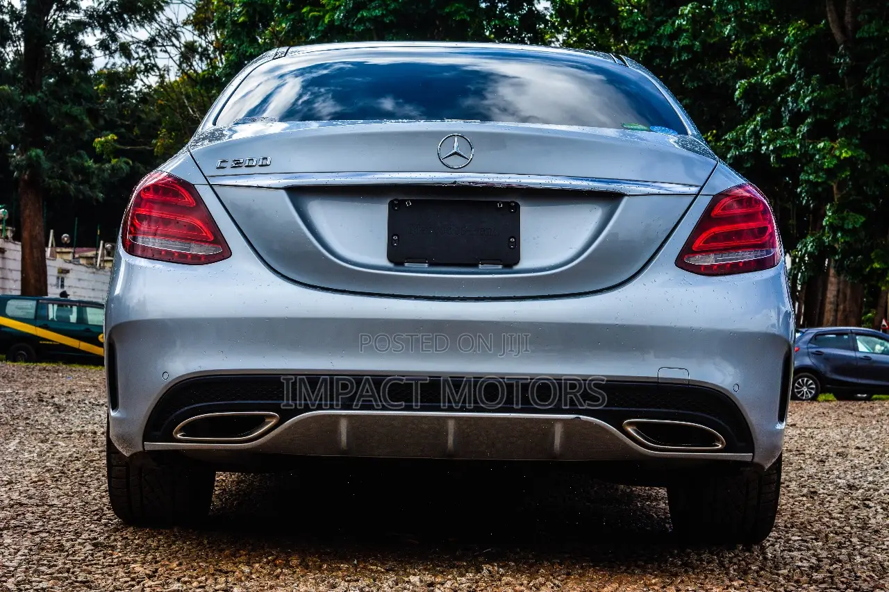 Mercedes-Benz C200 2016 Silver