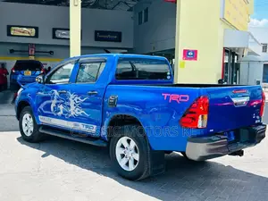 Toyota Hilux Revo Double Cab Deisel 2.8 AWD 2019 Blue
