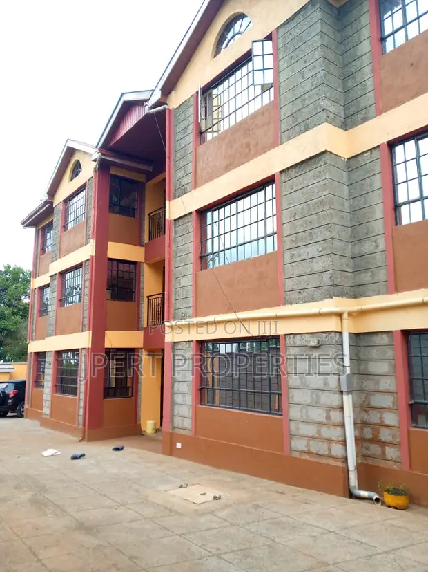 6bdrm Apartment in Wembley Apartment, Banana for sale