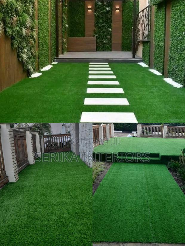 Balcony Grass Carpets and Privacy Fence Grass Carpets - main view