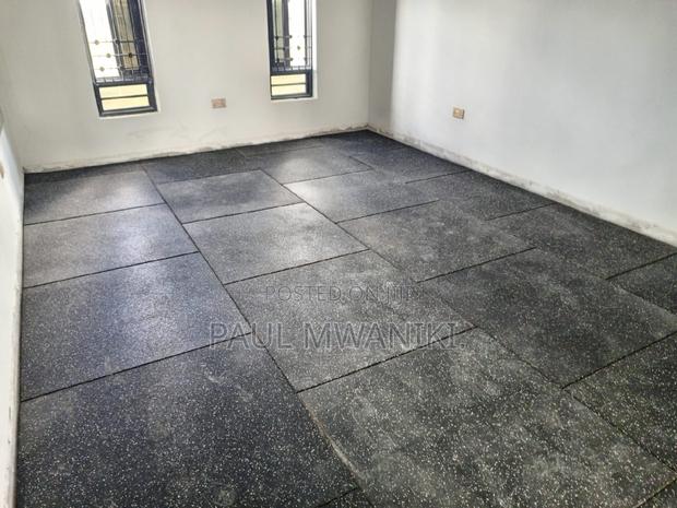 20mm Heavy-Duty Gym Rubber Flooring –Supply and Installation - thumbnail 2