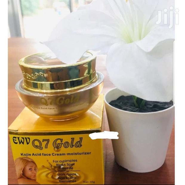 EWV Q7 Gold Kojie Face Moisturizer. - main view