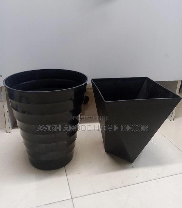 Black White Plant Pots Planters Vases