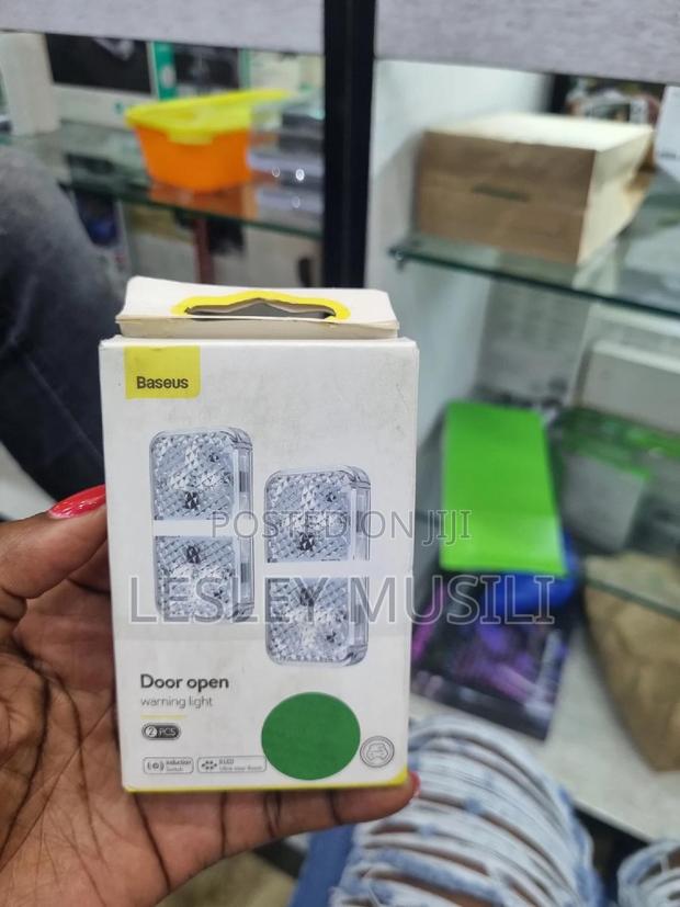 Baseus 2-Piece Door Open Warning Light Set - thumbnail 2