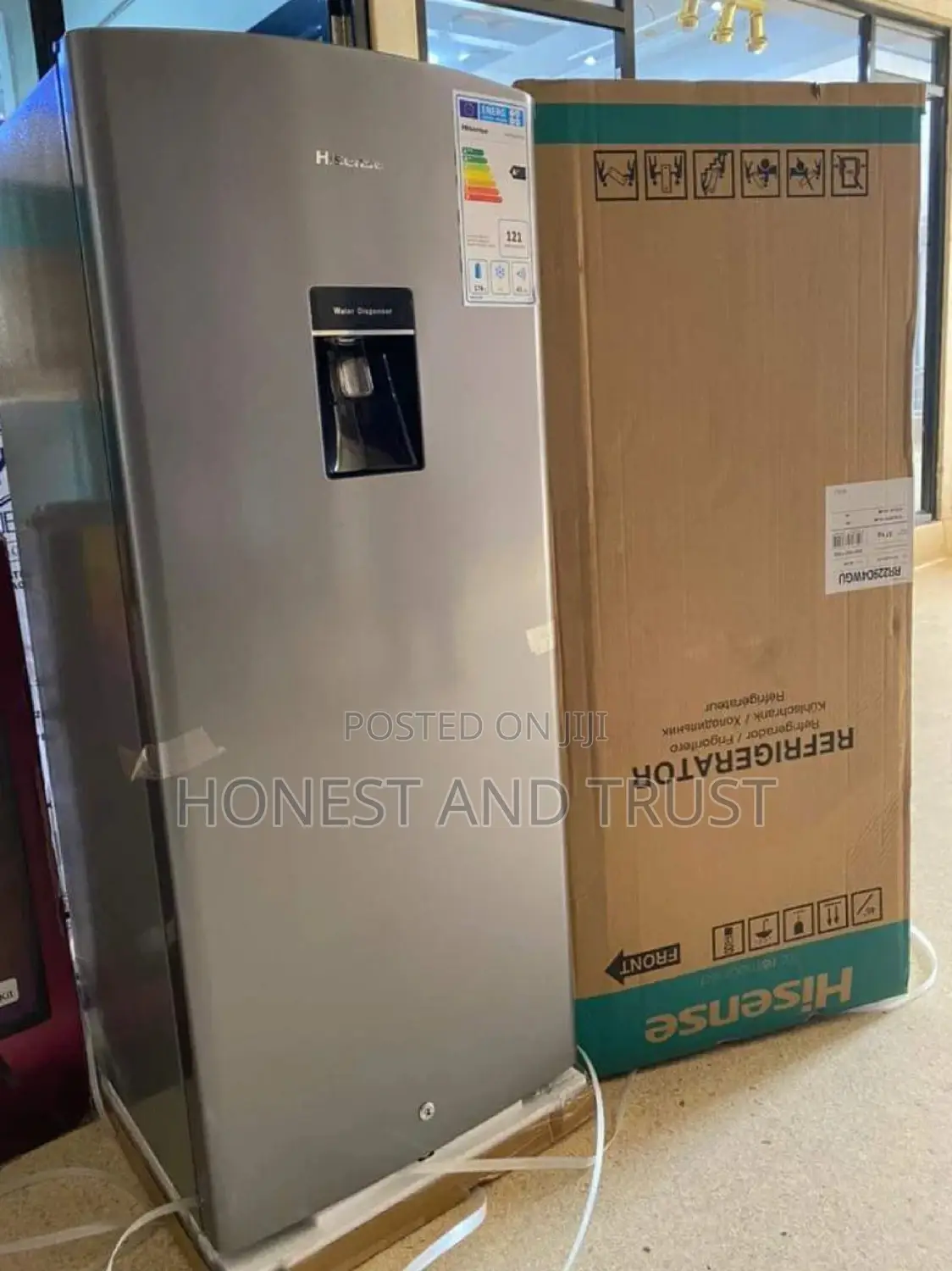 Hisense Fridge With Water Dispenser Single Door 176L