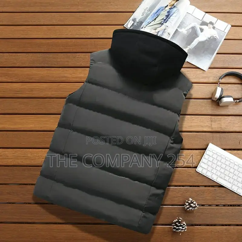Unisex Printing Cuban Branding Sleeveless Half Puff Jackets.