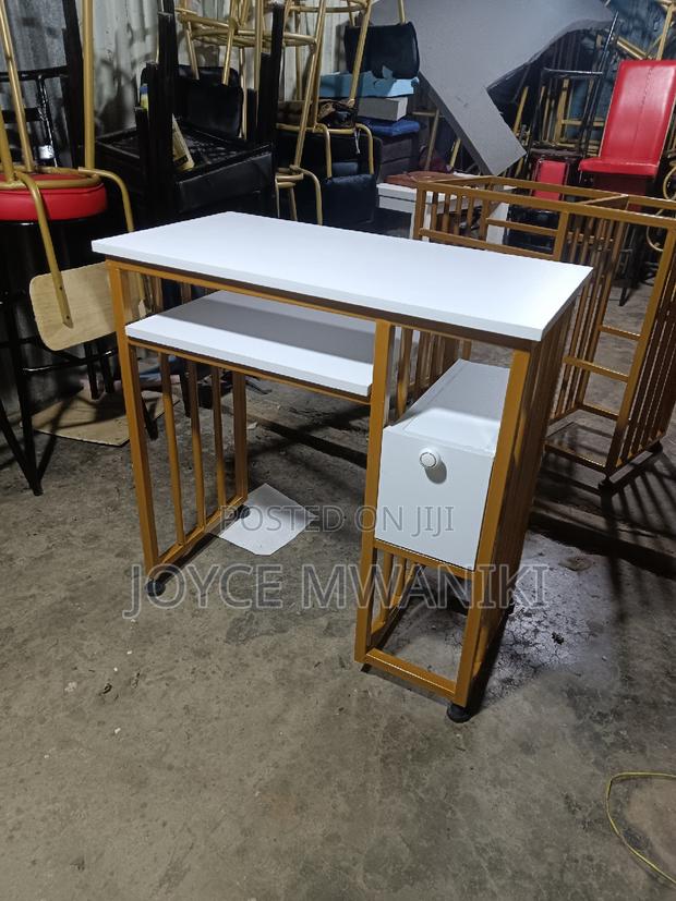 Manicure Table, Unique and Stylish - main view