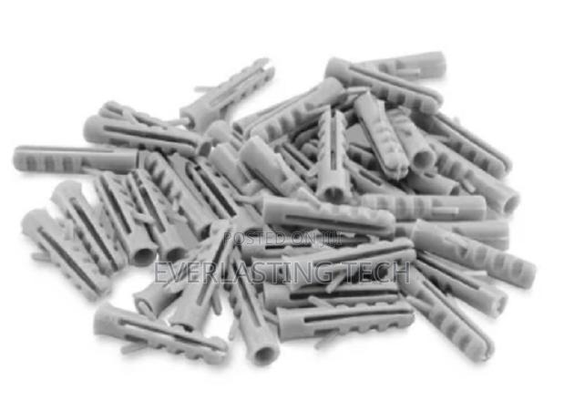 Wall Plugs 6mm - thumbnail 2