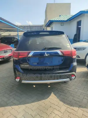 Mitsubishi Outlander 2.4 PHEV AWD 2017 Black