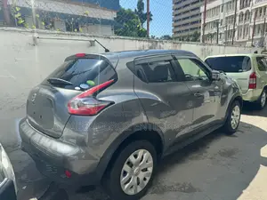 Nissan Juke S AWD 2016 Gray