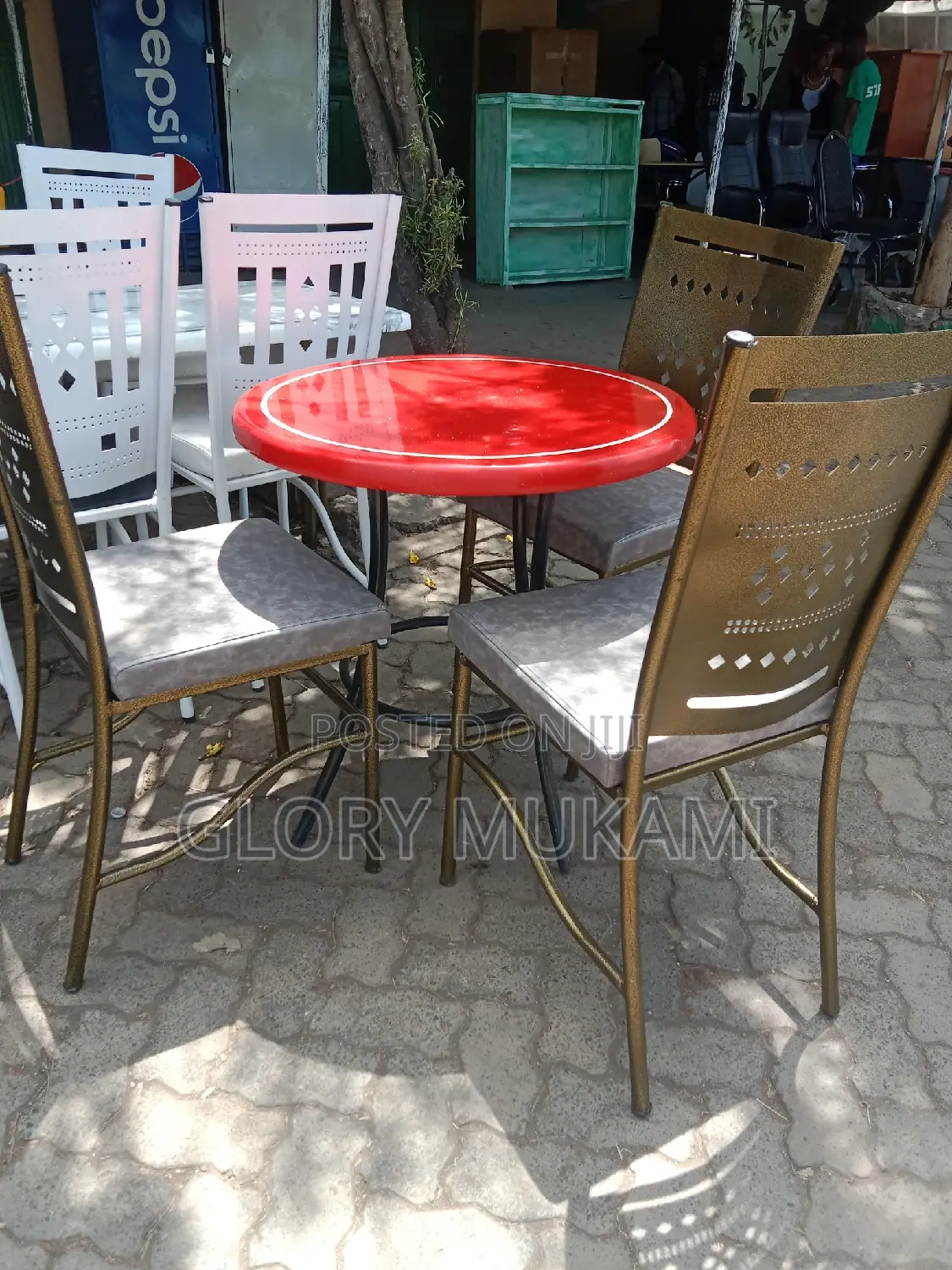 Restaurants Chair and Table