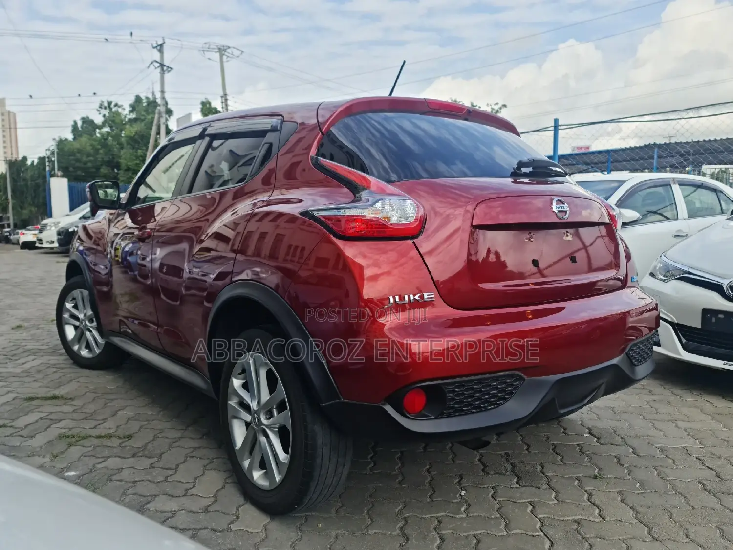 Nissan Juke S FWD 2016 Burgundy