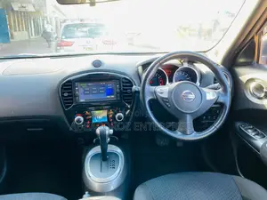 Nissan Juke S AWD 2017 Burgundy
