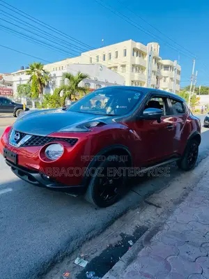 Nissan Juke S AWD 2017 Burgundy