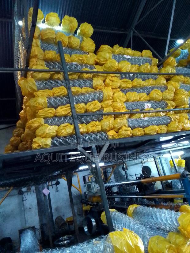 Fencing Chain Link. Gauge 14 - main view