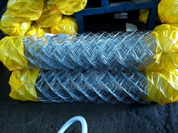 Fencing Chain Link. Gauge 14 - thumbnail 2