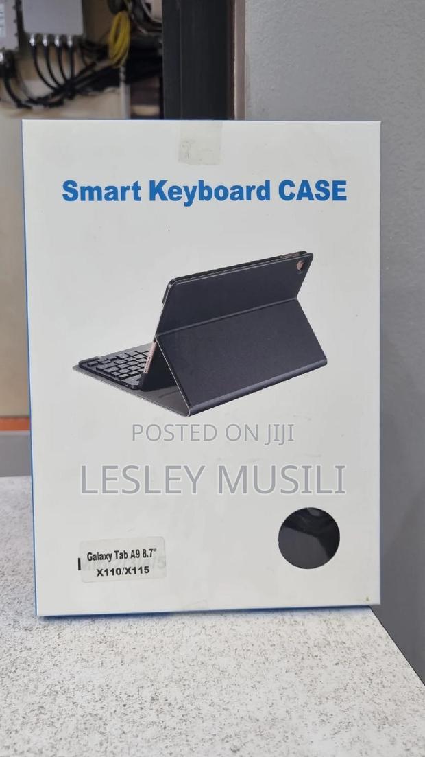 Samsung Galaxy Tab A9 Smart Keyboard Cover - main view
