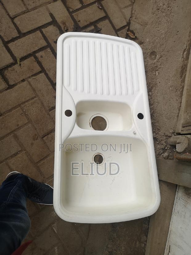 Fibreglass Kitchen Sinks