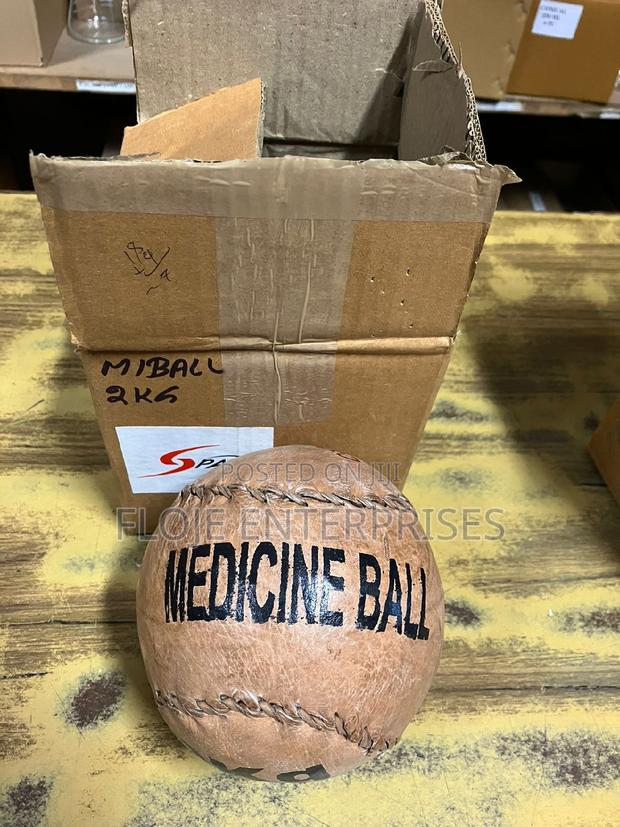 Medicine Ball 2kg Leather