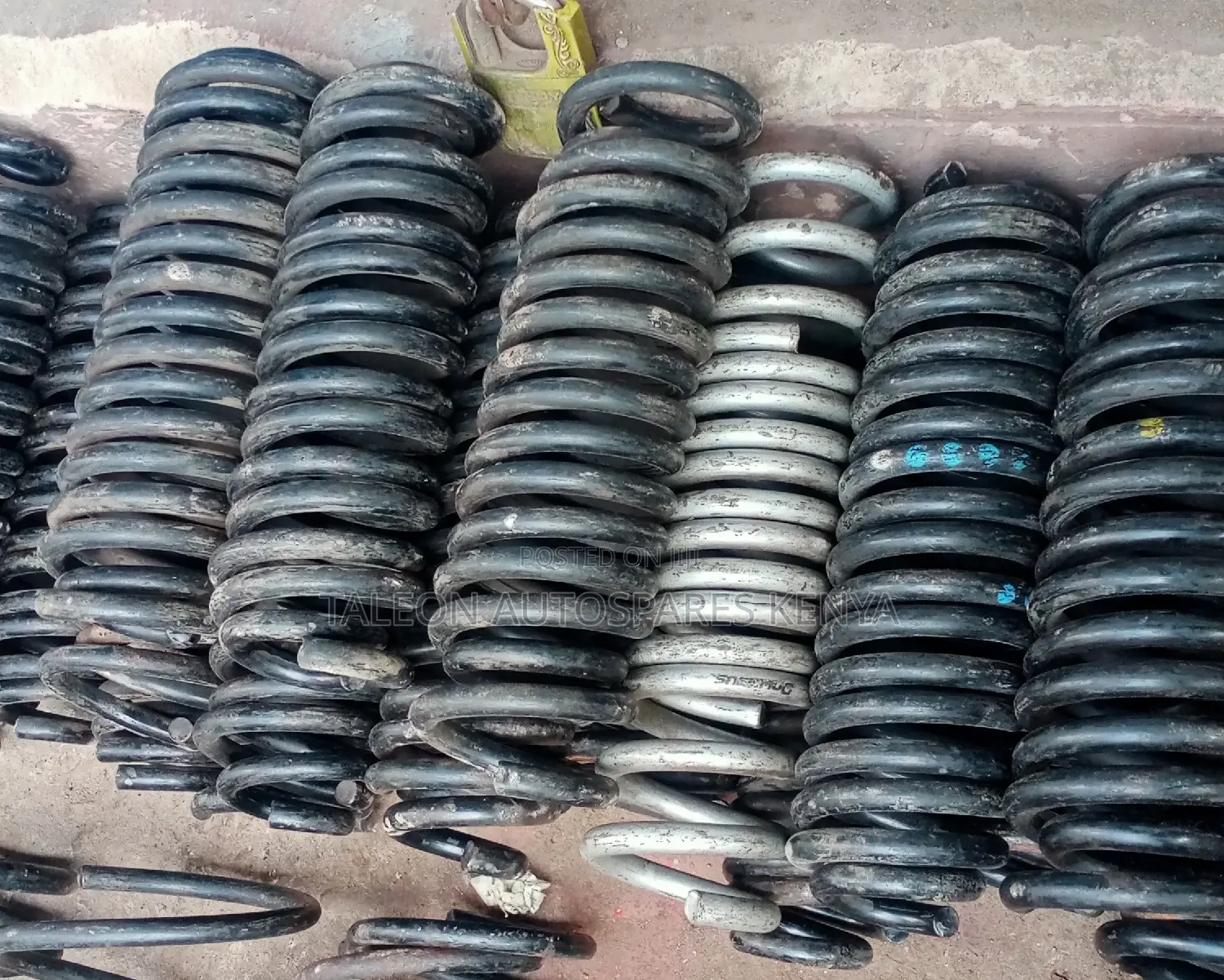 Toyota Noah/Voxy New Model Rear Heavy Duty Springs