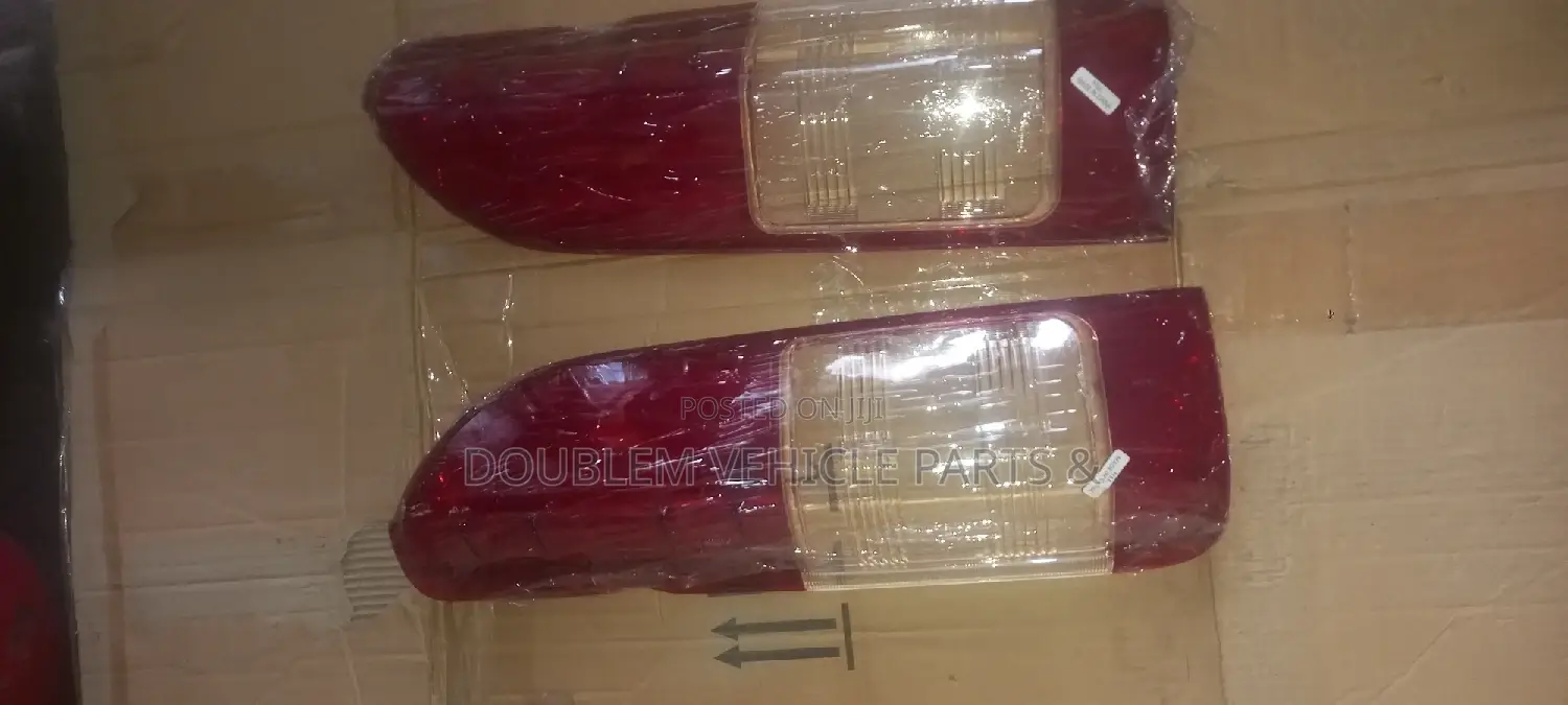 Tail Lens Toyota Hiace 2013,2014,2015,2016,l/Box