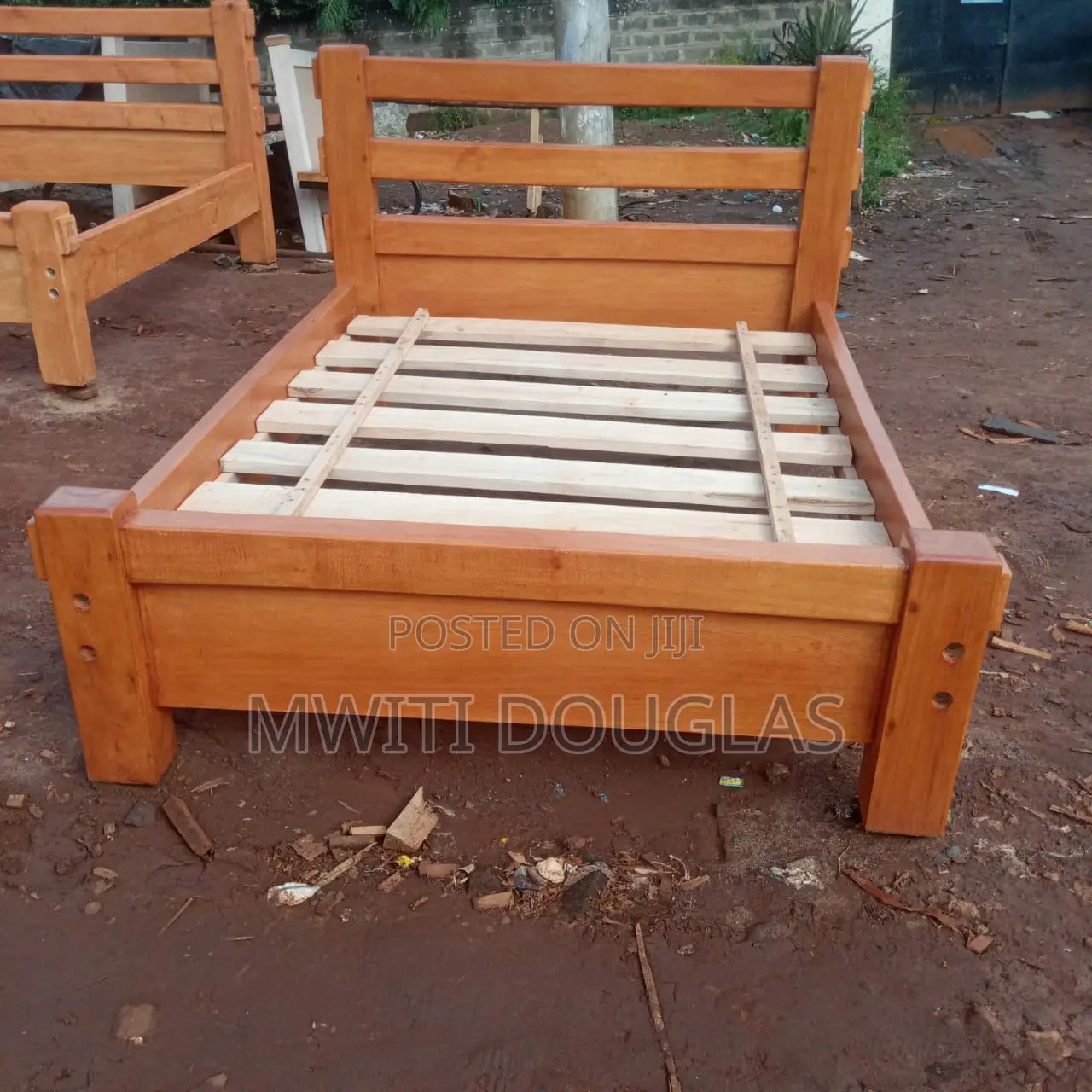 4 by 6 Mahogany Bed