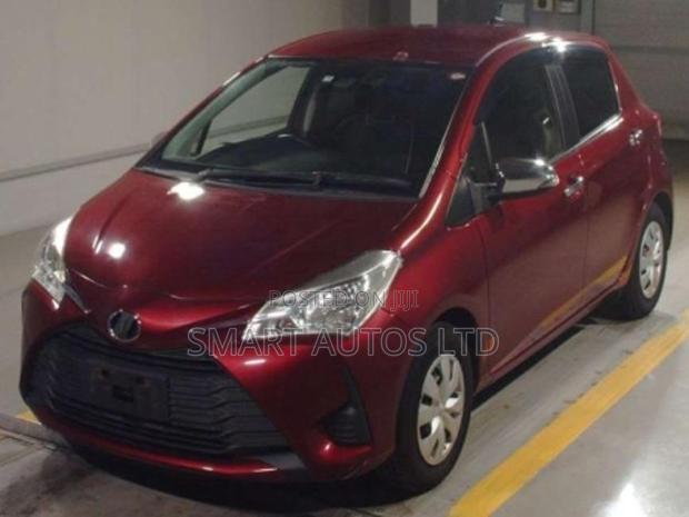 Toyota Vitz 2017 Red