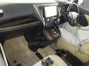 Toyota Alphard 2017 Pearl