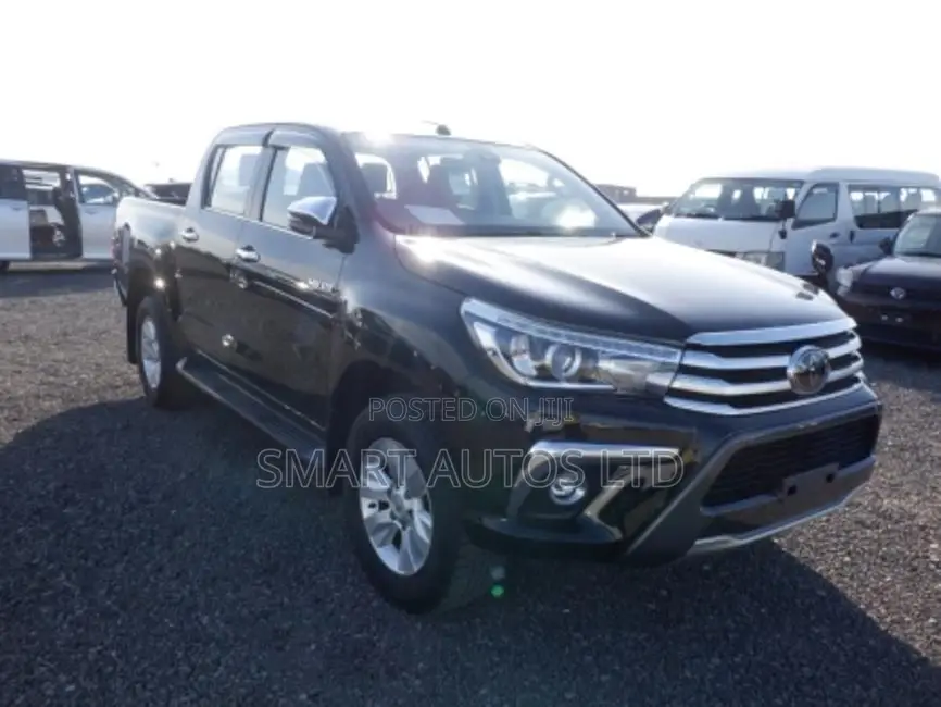 Toyota Hilux 2018 Black