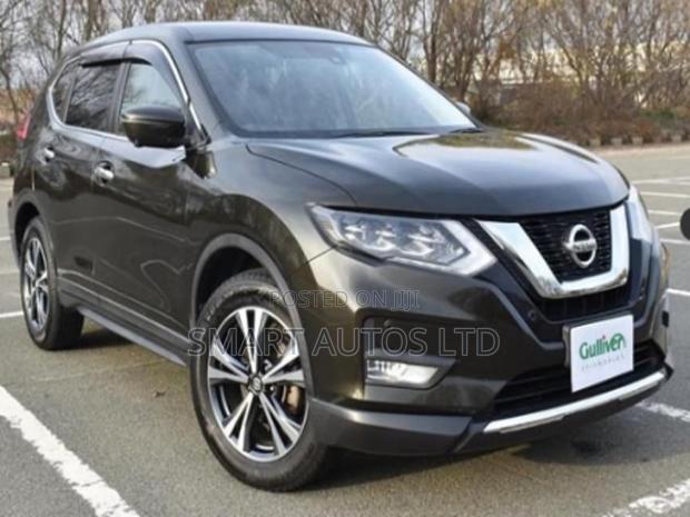 Nissan X-Trail 2017 Green