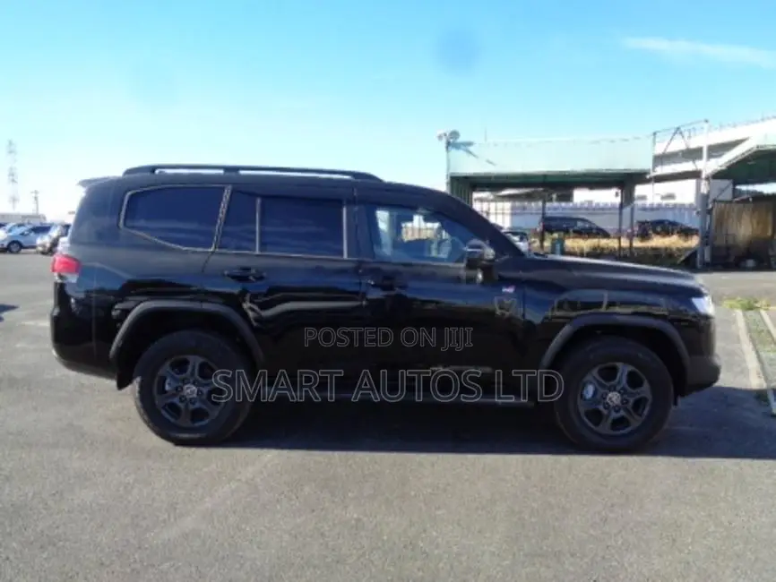 New Toyota Land Cruiser 2023 Black